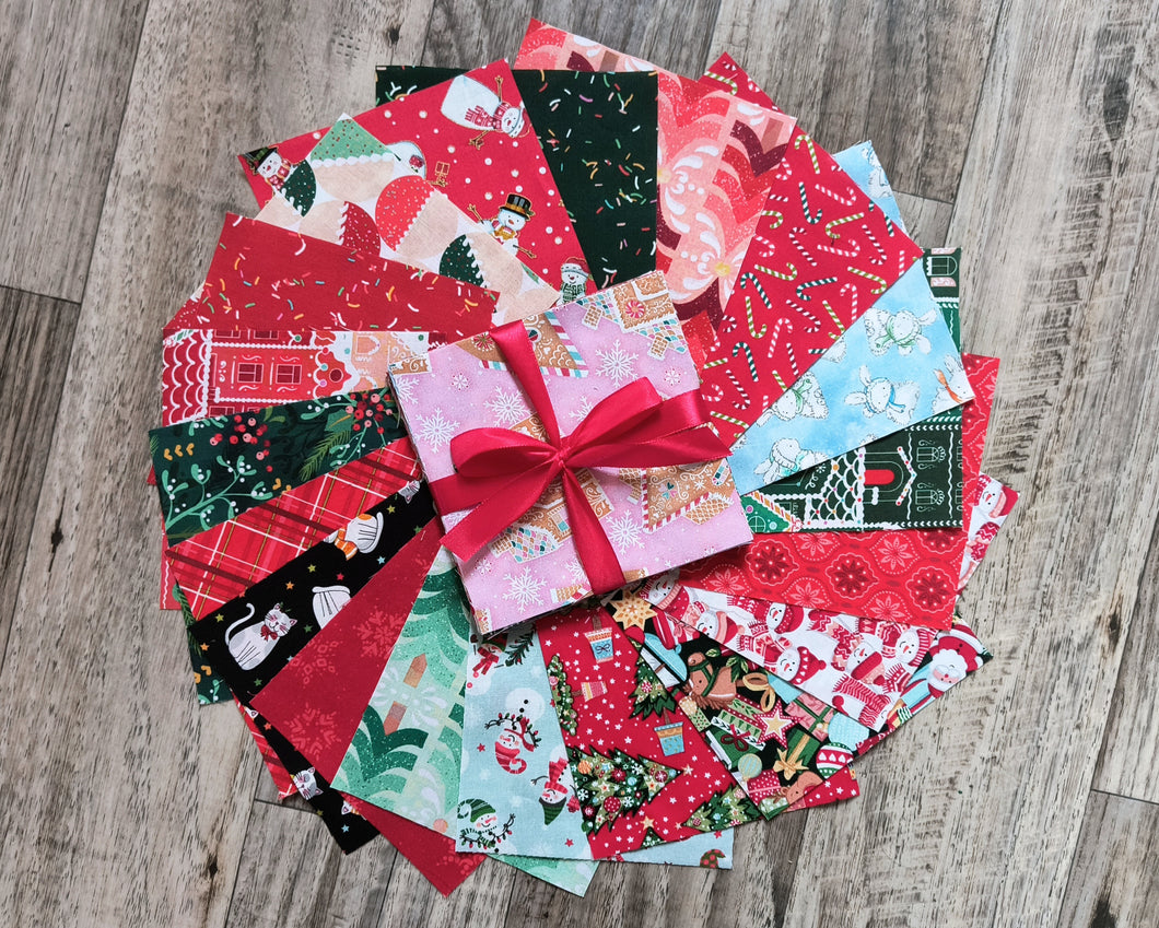 Christmas #2 - 5” Squares - 20pcs - Cotton Fabric