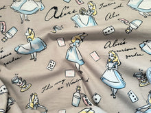 Charger l&#39;image dans la galerie, Alice in Wonderland Flannel Fabric - 1/2 Meter
