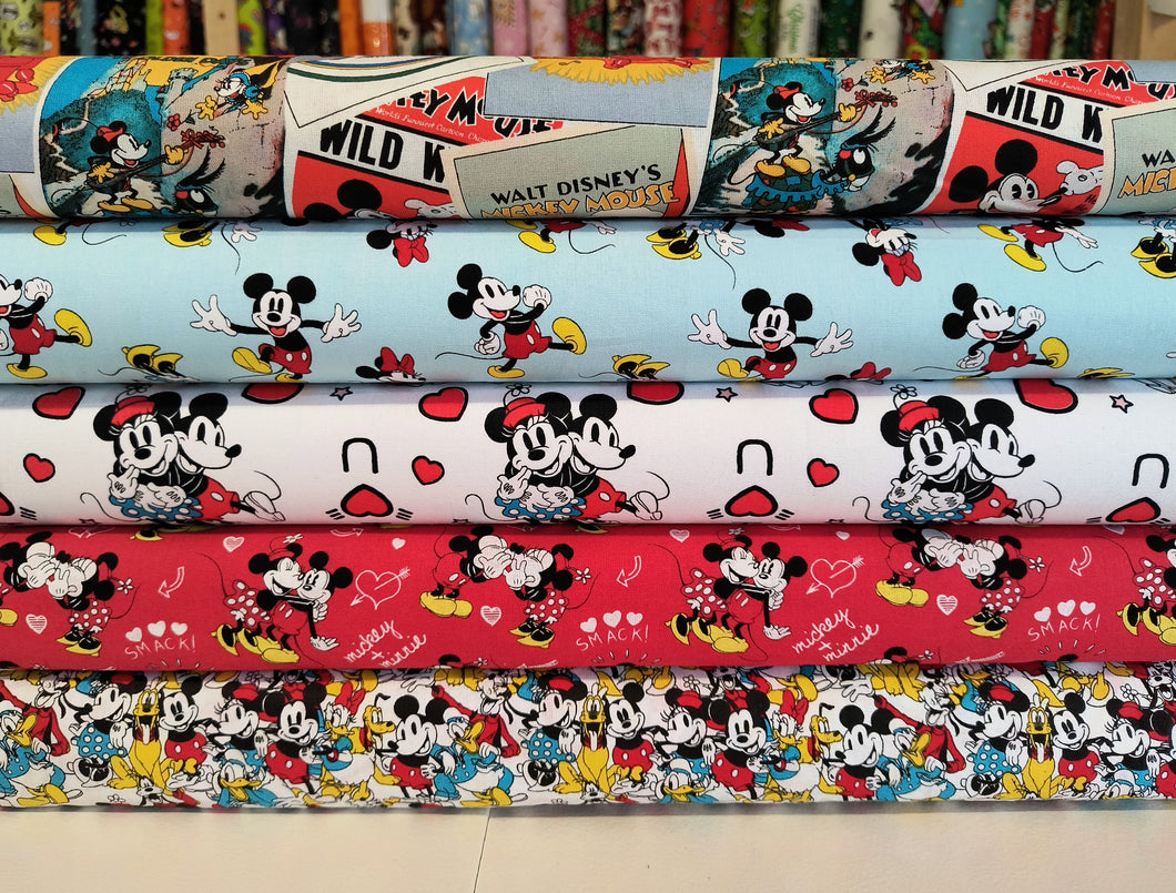 Mickey Retro 5 PCS Fat Quarter Bundle - Cotton Fabric