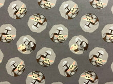 Charger l&#39;image dans la galerie, Star Wars Mandalorian II Mando and Child Toss Grey Fabric - 1/2 Meter - Cotton Fabric
